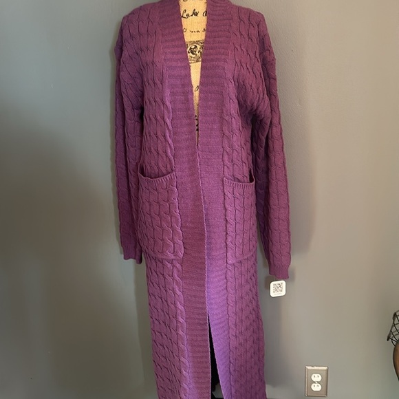Purple full Length Cardigan NEW - Picture 2 of 9
